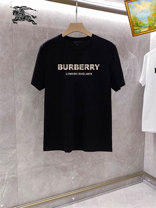 Burberry Round neck T-shirt-M-526