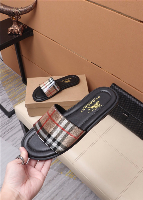 Burberry Sandal-M-013