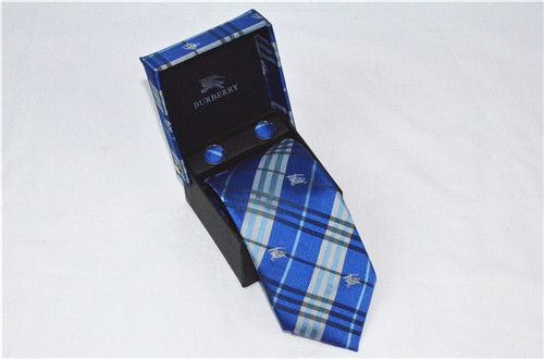 Burberry-Tie-015