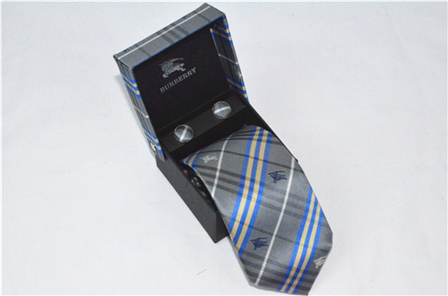 Burberry-Tie-021