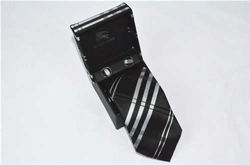 Burberry-Tie-034