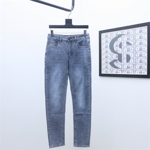 Burberry Jeans-M-0116