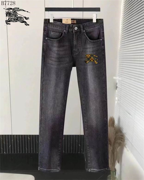 Burberry Jeans-M-031