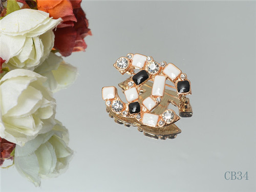 Chanel brooch-019