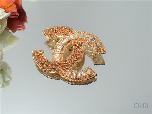 Chanel brooch-027