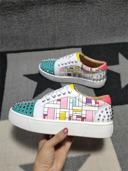 Christian Louboutin(Low)Shoes-159
