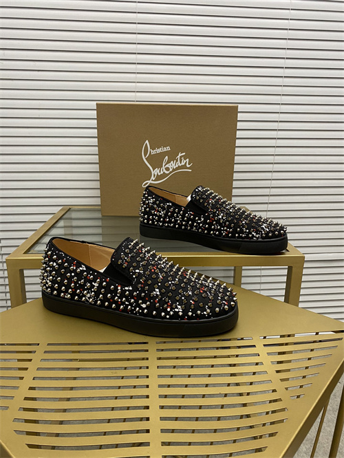 Christian Louboutin(Low)Shoes-409