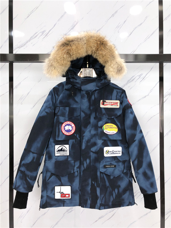 Canada Goose Down Jacket-M-069