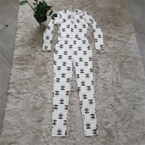 Chanel(Women)suits-004