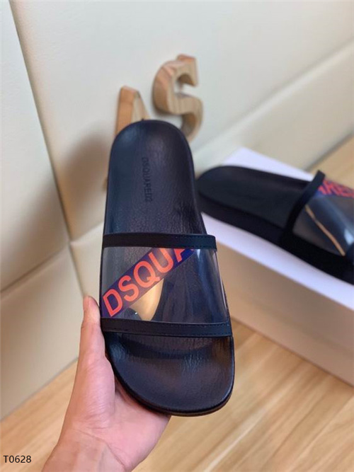 Dsquared2 Sandal-M-029