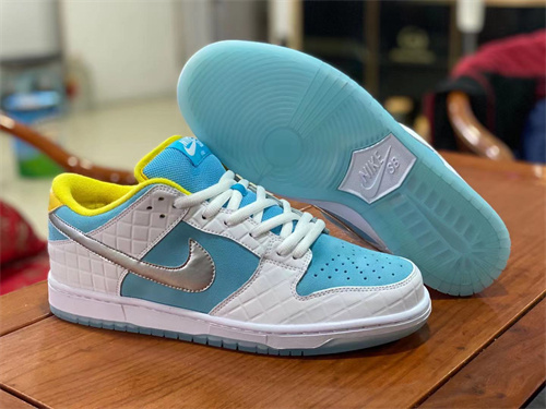 Dunk(low)-W-143