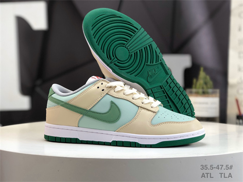 Dunk(low)-W-1698
