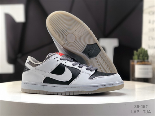 Dunk(low)-W-2005