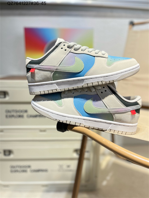 Dunk(low)-W-2224