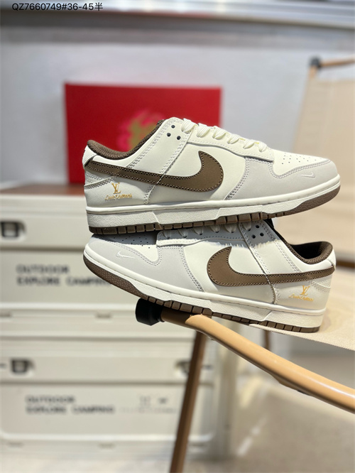 Dunk(low)-W-2343