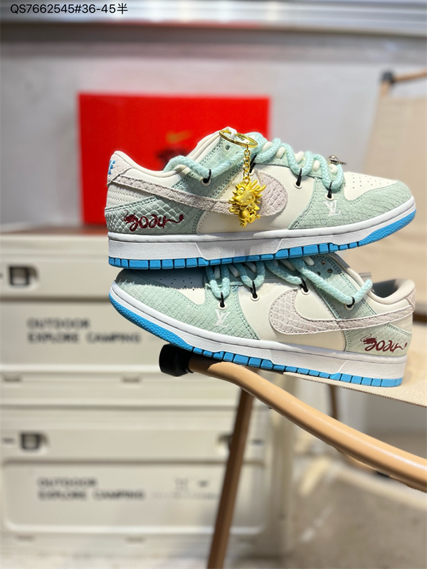 Dunk(low)-W-2813