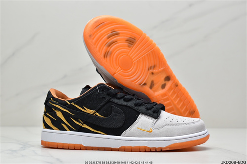 Dunk(low)-W-372