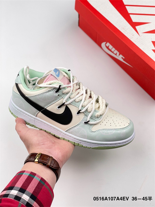 Dunk(low)-W-547