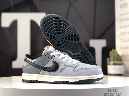 Dunk(low)-W-550