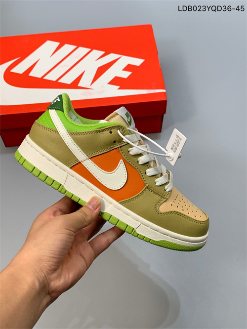 Dunk(low)-W-587