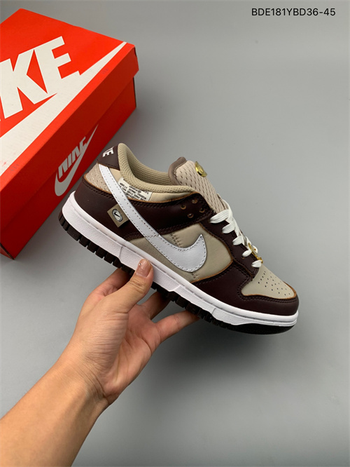 Dunk(low)-W-712