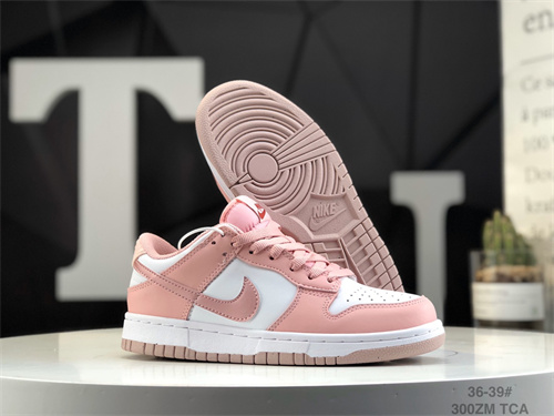Dunk(low)-W-610