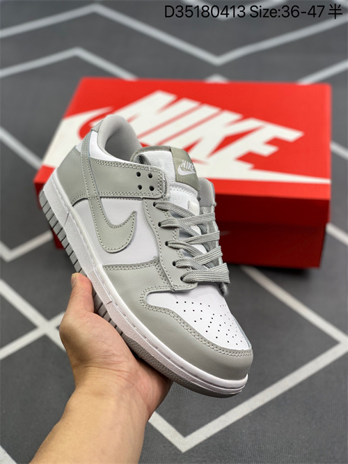 Nike Dunk(46,47,48,)-010