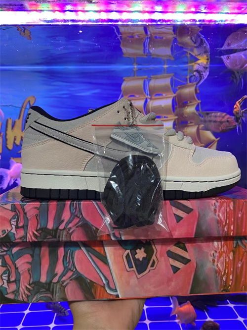 Nike Dunk(46,47,48,)-053