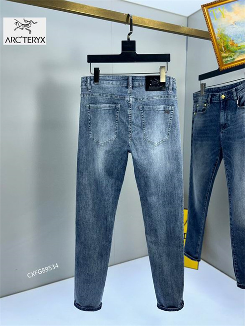Arcteryx Jeans-0004