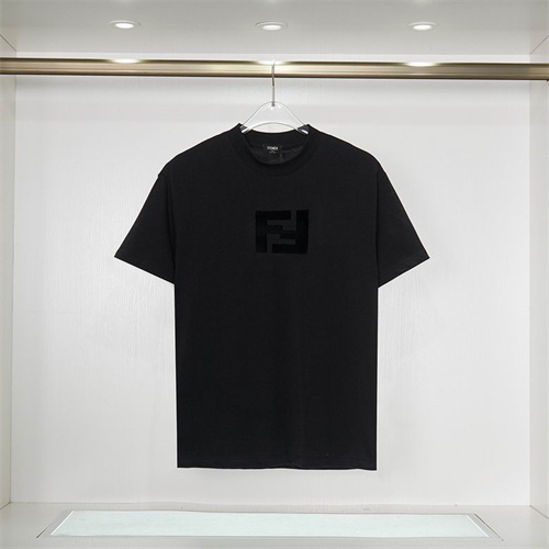 Fendi Round neck T-shirt-M-544