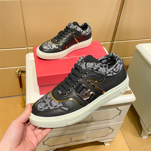 Ferragamo Shoes-M-165