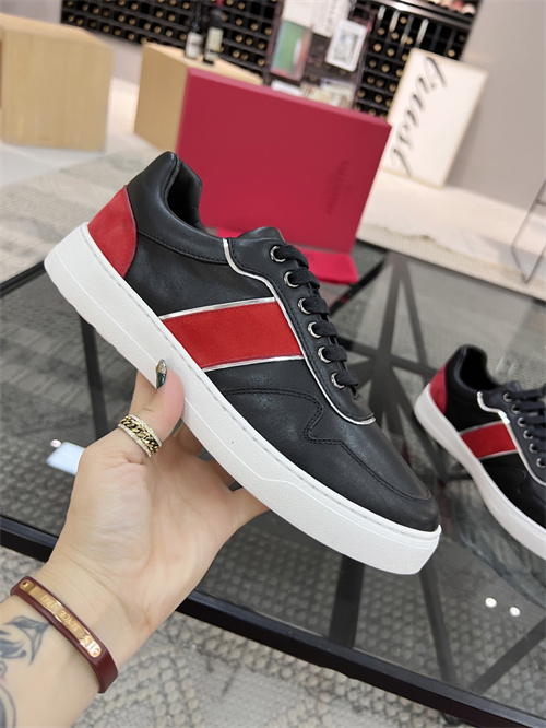 Ferragamo Shoes-M-207