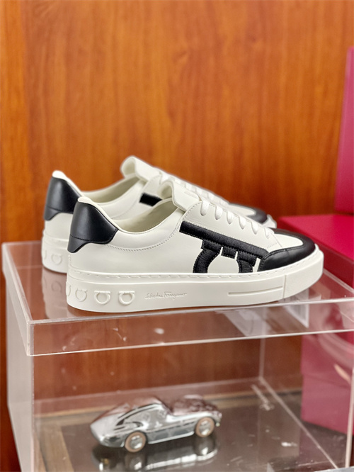 Ferragamo Shoes-M-272