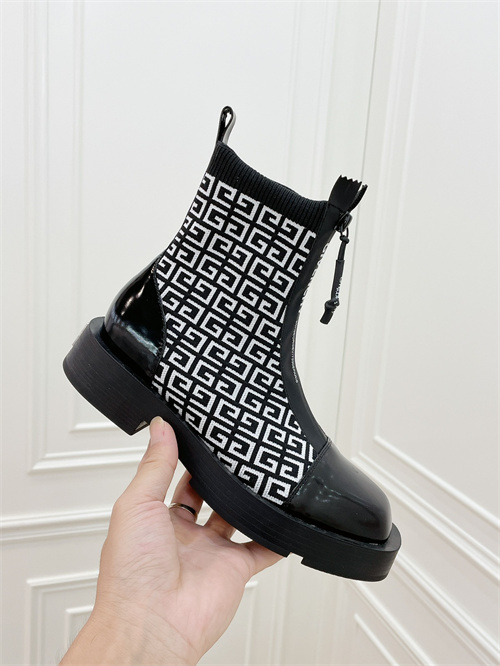 GIVENCHY  Boots(AAA)-016