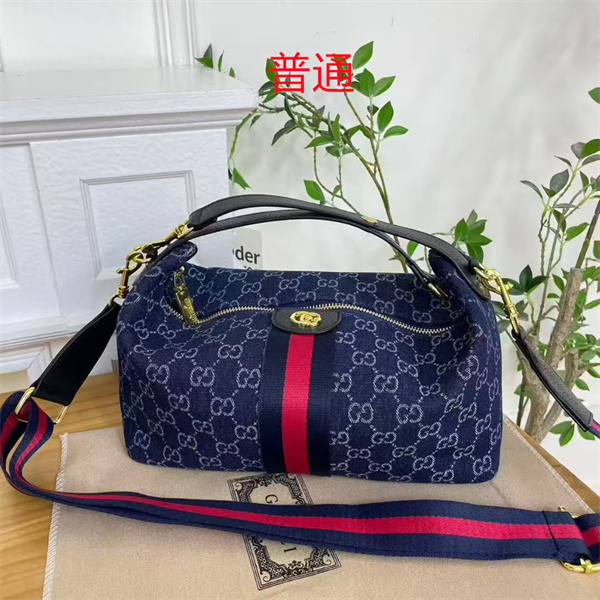 Gucci small bag-0942