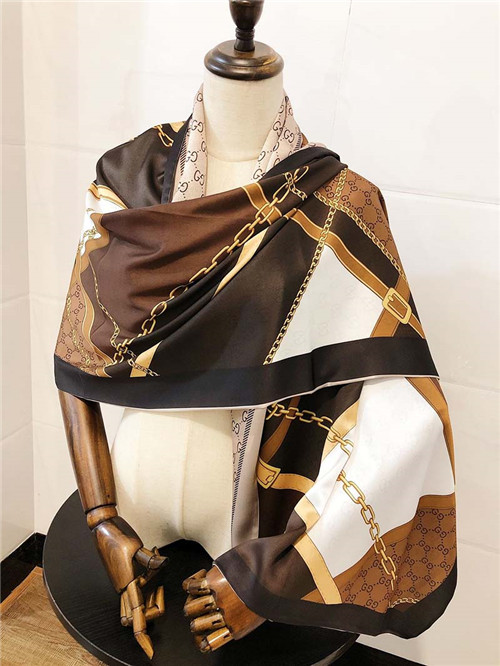 Gucci-Silk Scarf-025