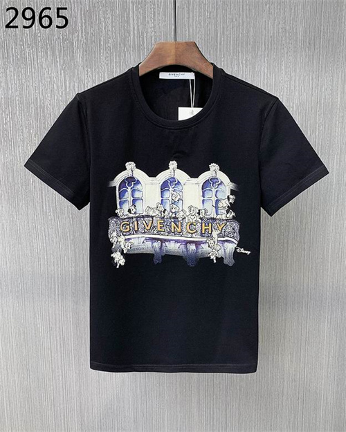 Givenchy Round neck T-shirt-M-312