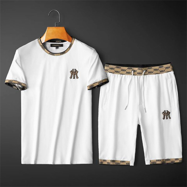 Gucci T-shirt(Suits)-437