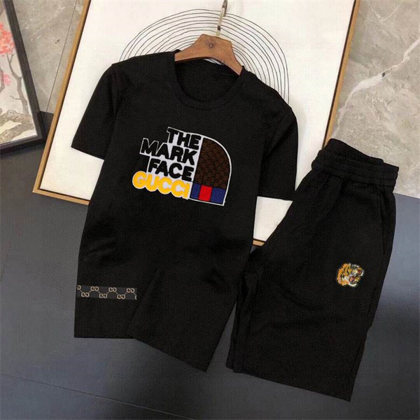 Gucci T-shirt(Suits)-471