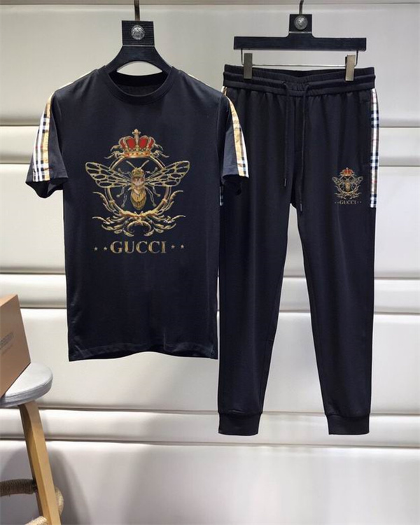 Gucci T-shirt(Suits)-366