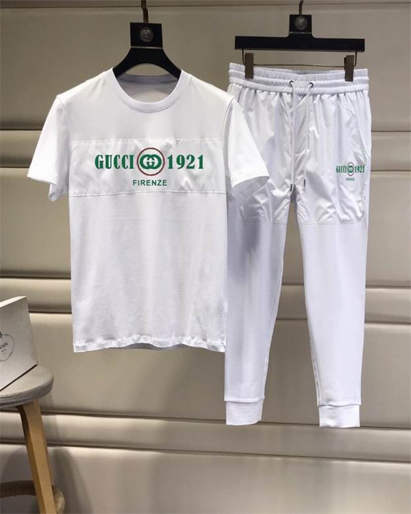 Gucci T-shirt(Suits)-369