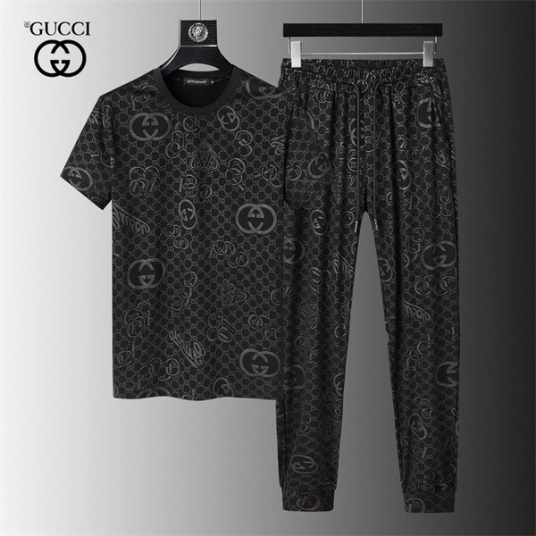 Gucci T-shirt(Suits)-200