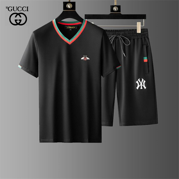 Gucci T-shirt(Suits)-261