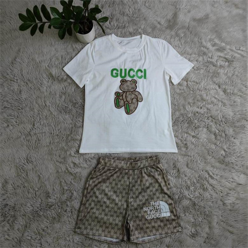 Gucci Suits-W-084