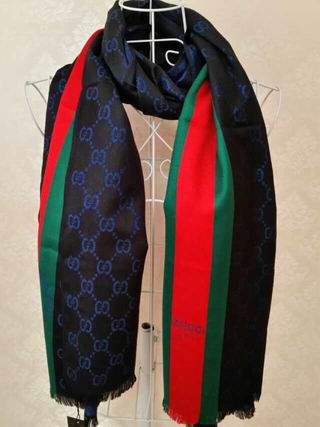 Gucci-Shawl-298