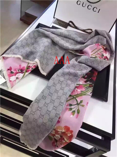 Gucci-Shawl-353