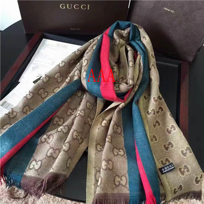Gucci-Shawl-259