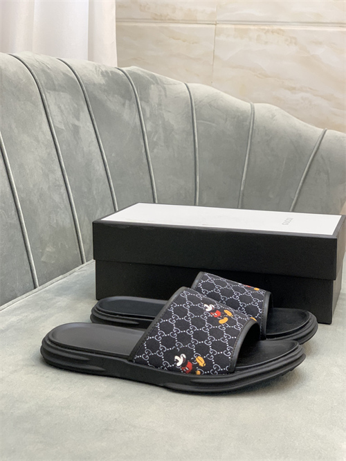 Gucci Sandal(2)-M-249