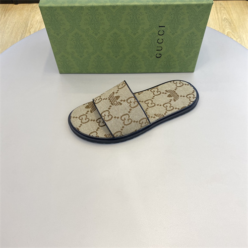 Gucci Sandal-M-593