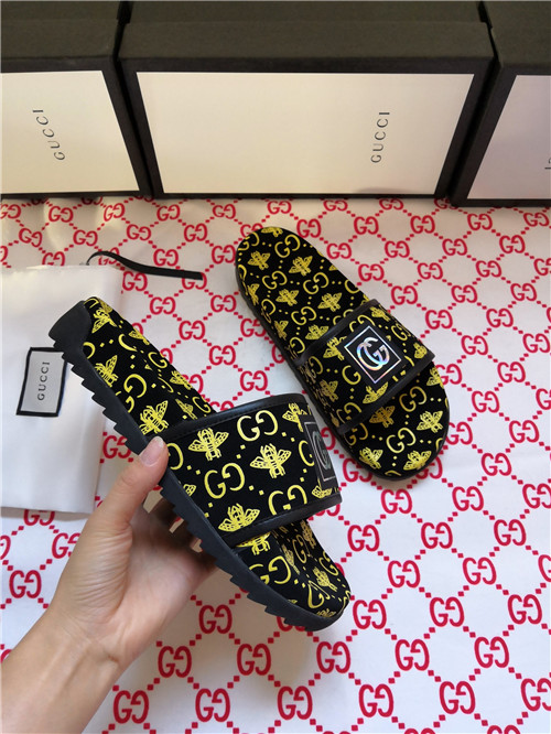 Gucci Sandal(2)-M-139